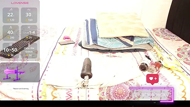 Snapshot of Kattara_Becky_ chatting on 18, 10, 2025 Kattara Becky online show from 18, 10, 2025