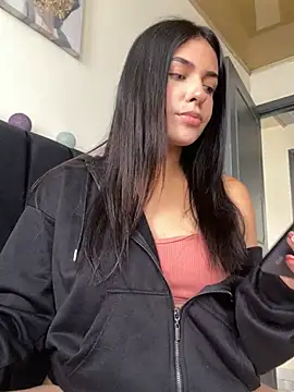 DaphneUwu online show from 23, 12, 2024