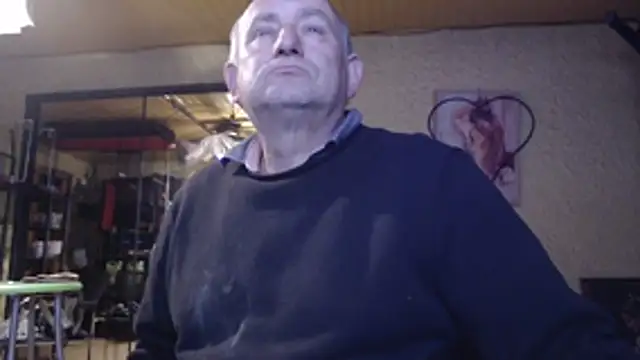 Snapshot of jeanlulu chatting on 15, 11, 2025 jeanlulu online show from 15, 11, 2025