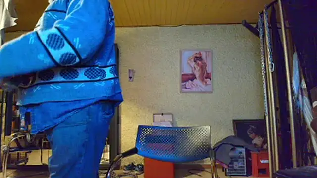 Snapshot of jeanlulu chatting on 20, 12, 2025 jeanlulu online show from 20, 12, 2025