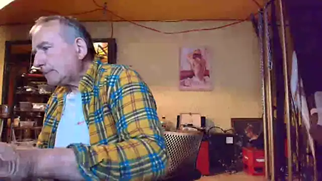 Snapshot of jeanlulu chatting on 16, 5, 2026 jeanlulu online show from 16, 5, 2026