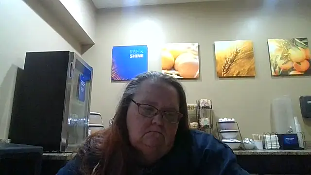 Snapshot of Hornybbw1978 chatting on 25, 11, 2025 Hornybbw1978 online show from 25, 11, 2025