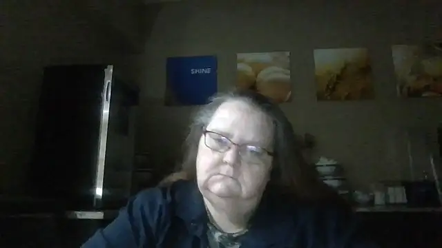 Snapshot of Hornybbw1978 chatting on 5, 12, 2025 Hornybbw1978 online show from 5, 12, 2025