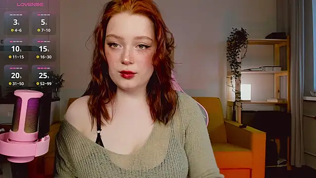 Snapshot of Sofy_Benson chatting on 20, 12, 2024 Sofy Benson online show from 20, 12, 2024