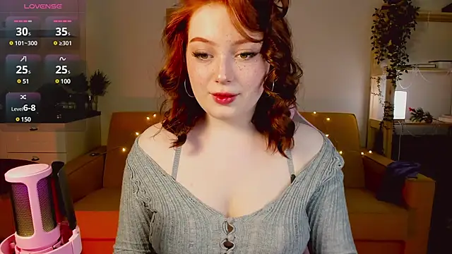 Snapshot of Sofy_Benson chatting on 26, 12, 2024 Sofy Benson online show from 26, 12, 2024