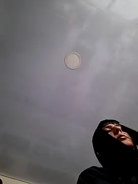 Snapshot of cosmicwind chatting on 8, 7, 2026 cosmicwind online show from 8, 7, 2026