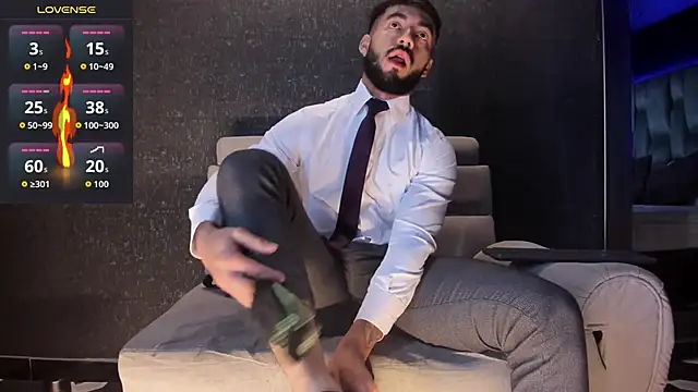 Snapshot of MarkWalker__ chatting on 25, 10, 2025 MarkWalker online show from 25, 10, 2025