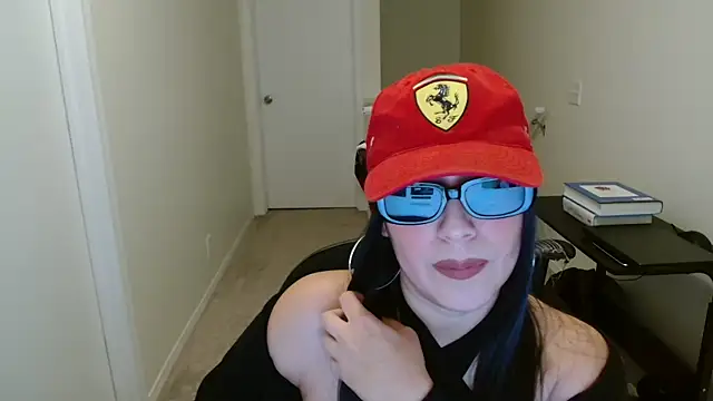 Snapshot of Sassy_Latina chatting on 30, 11, 2025 Sassy Latina online show from 30, 11, 2025