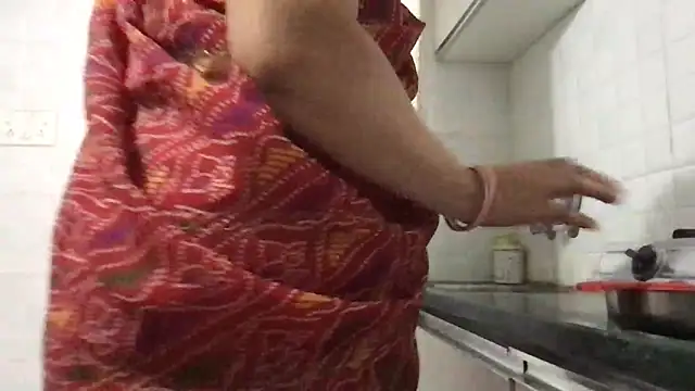 Riyasingh9 online show from 6, 3, 2025