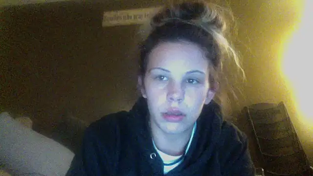 Snapshot of SlayTay01 chatting on 10, 11, 2025 SlayTay01 online show from 10, 11, 2025