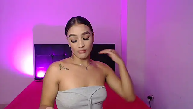 GiltRosebush online show from 15, 2, 2025