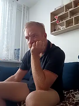 Snapshot of 82liska chatting on 10, 9, 2025 82liska online show from 10, 9, 2025