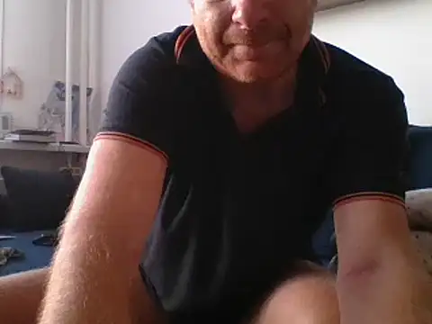 Snapshot of 82liska chatting on 13, 10, 2025 82liska online show from 13, 10, 2025