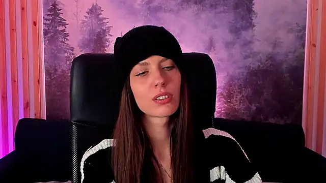 EmilyWilden online show from 10, 3, 2025