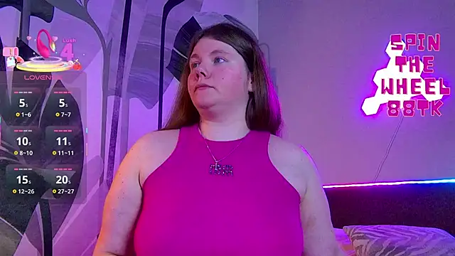 Snapshot of RubyValen chatting on 2, 12, 2025 RubyValen online show from 2, 12, 2025