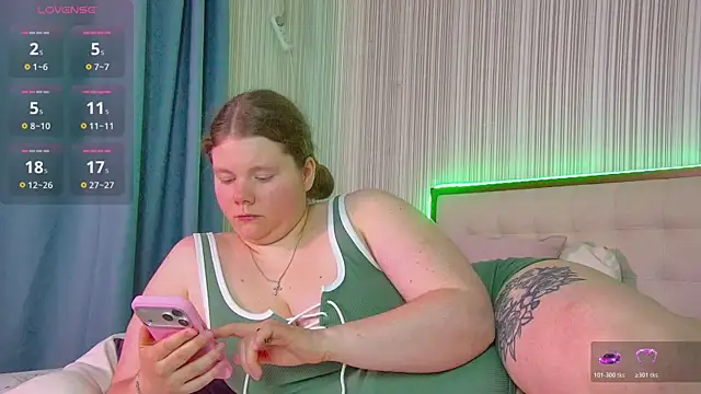 Snapshot of RubyValen chatting on 17, 7, 2026 RubyValen online show from 17, 7, 2026