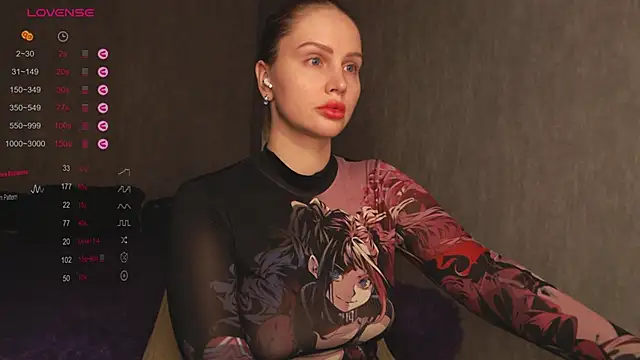 Snapshot of nutcrew chatting on 11, 3, 2025 nutcrew online show from 11, 3, 2025