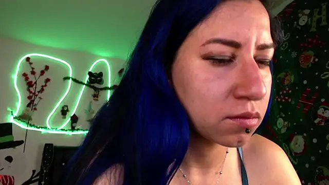 Snapshot of pussytight_pervert chatting on 15, 12, 2024 pussytight pervert online show from 15, 12, 2024