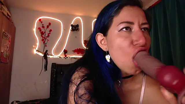 Snapshot of pussytight_pervert chatting on 8, 1, 2025 pussytight pervert online show from 8, 1, 2025