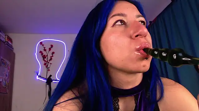 Snapshot of pussytight_pervert chatting on 23, 1, 2025 pussytight pervert online show from 23, 1, 2025