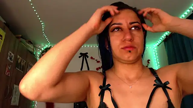 Snapshot of pussytight_pervert chatting on 18, 9, 2025 pussytight pervert online show from 18, 9, 2025