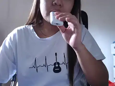 Snapshot of xTheLastVIRGINx chatting on 11, 12, 2024 xTheLastVIRGINx online show from 11, 12, 2024