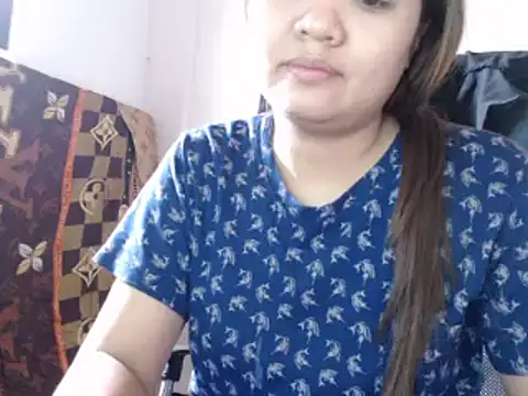 Snapshot of xTheLastVIRGINx chatting on 12, 12, 2024 xTheLastVIRGINx online show from 12, 12, 2024