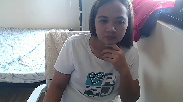 Snapshot of xTheLastVIRGINx chatting on 23, 9, 2025 xTheLastVIRGINx online show from 23, 9, 2025