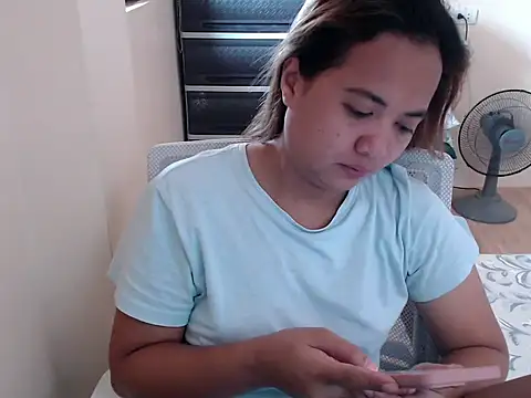 Snapshot of xTheLastVIRGINx chatting on 19, 11, 2025 xTheLastVIRGINx online show from 19, 11, 2025