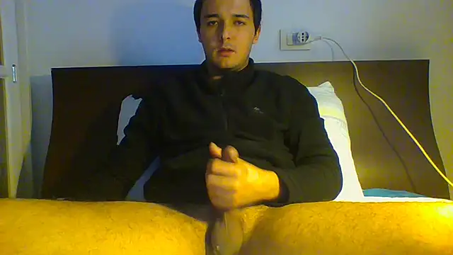 Snapshot of Vyrgin_boy chatting on 8, 3, 2025 Vyrgin boy online show from 8, 3, 2025