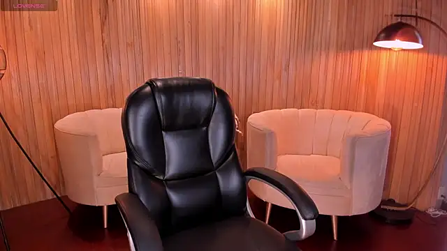 Snapshot of JuanitaClay chatting on 14, 2, 2025 JuanitaClay online show from 14, 2, 2025