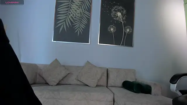 Snapshot of JuanitaClay chatting on 25, 2, 2025 JuanitaClay online show from 25, 2, 2025