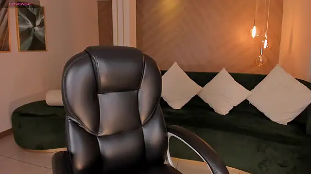 Snapshot of JuanitaClay chatting on 30, 10, 2025 JuanitaClay online show from 30, 10, 2025