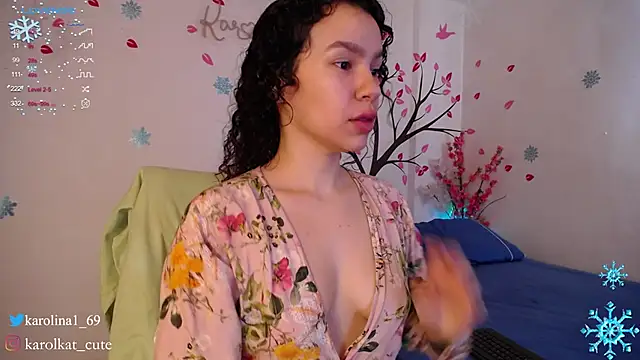 Snapshot of Karolina_1 chatting on 20, 12, 2024 Karolina 1 online show from 20, 12, 2024