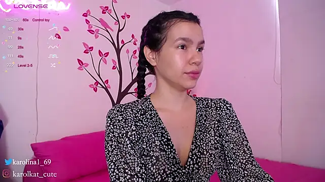 Snapshot of Karolina_1 chatting on 15, 3, 2025 Karolina 1 online show from 15, 3, 2025