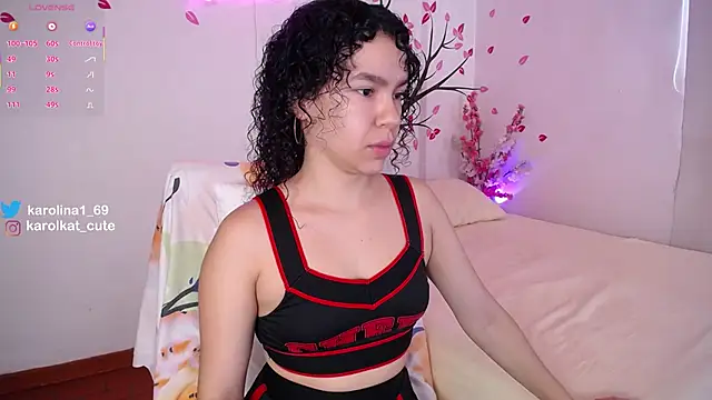 Snapshot of Karolina_1 chatting on 21, 9, 2025 Karolina 1 online show from 21, 9, 2025