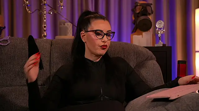 kelly kent online show from 16, 2, 2025