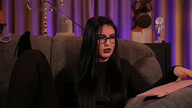 kelly kent online show from 20, 2, 2025