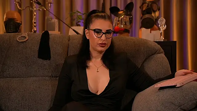 kelly kent online show from 6, 10, 2025