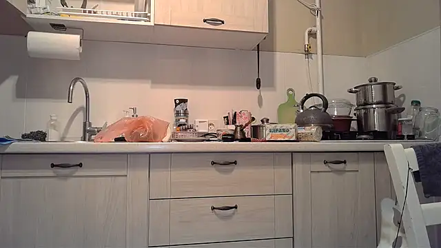 Snapshot of LediLedaxx chatting on 16, 12, 2024 LediLedaxx online show from 16, 12, 2024