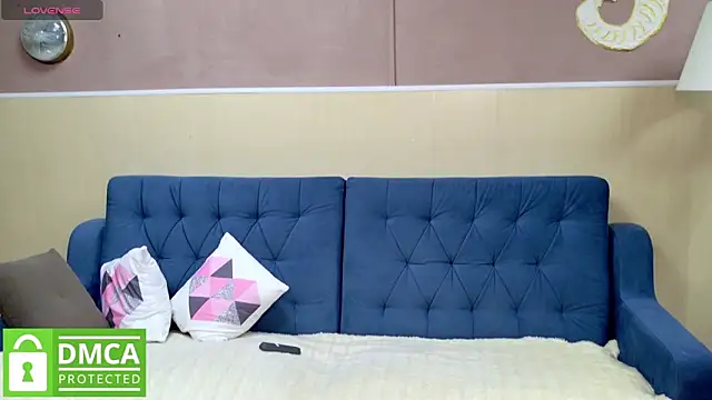 MyrtleGirl 5 online show from 11, 11, 2025