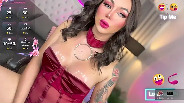 Snapshot of sassy_olivia chatting on 10, 9, 2025 sassy olivia online show from 10, 9, 2025