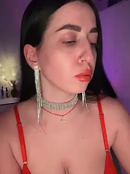 Snapshot of Emylia chatting on 31, 12, 2024 Emylia online show from 31, 12, 2024