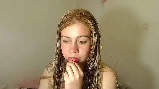Snapshot of SweetSofty chatting on 27, 1, 2025 SweetSofty online show from 27, 1, 2025