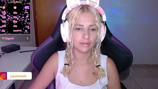 Snapshot of jujubinhahot chatting on 14, 2, 2025 jujubinhahot online show from 14, 2, 2025