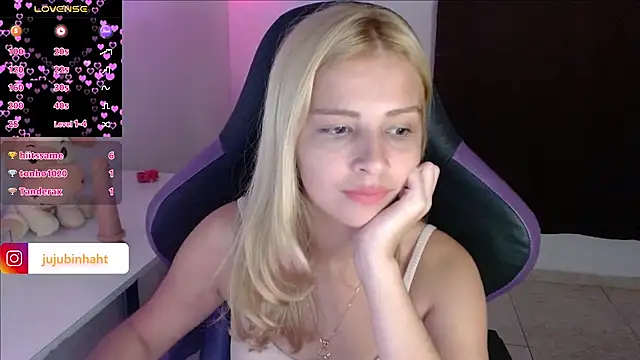 Snapshot of jujubinhahot chatting on 28, 2, 2025 jujubinhahot online show from 28, 2, 2025