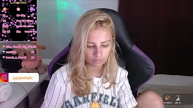 Snapshot of jujubinhahot chatting on 2, 3, 2025 jujubinhahot online show from 2, 3, 2025