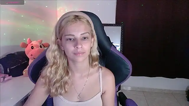 Snapshot of jujubinhahot chatting on 3, 3, 2025 jujubinhahot online show from 3, 3, 2025