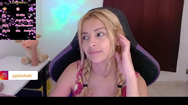 Snapshot of jujubinhahot chatting on 10, 3, 2025 jujubinhahot online show from 10, 3, 2025