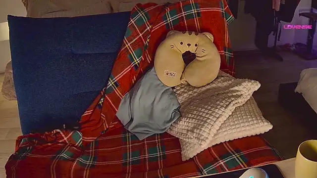 cutenessa online show from 31, 1, 2025